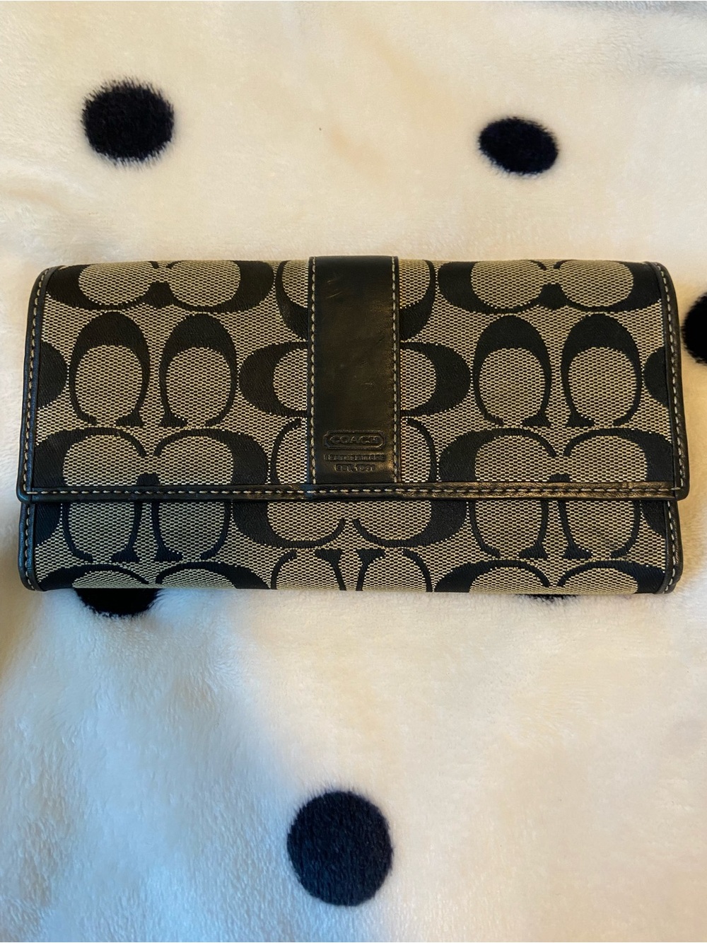 Leather Coach Signature Continental Wallet - Black